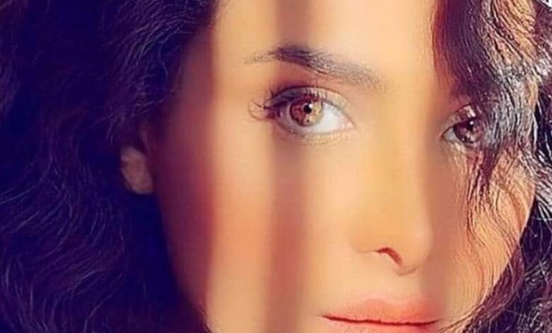 “قمر خلف”: أدفع ضريبة كبيرة على مستوى مهنة التمثيل بسبب أمومتي