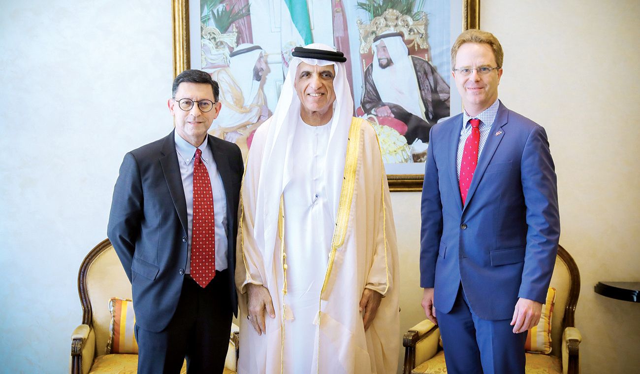 حاكم رأس الخيمة يستقبل سفير كندا