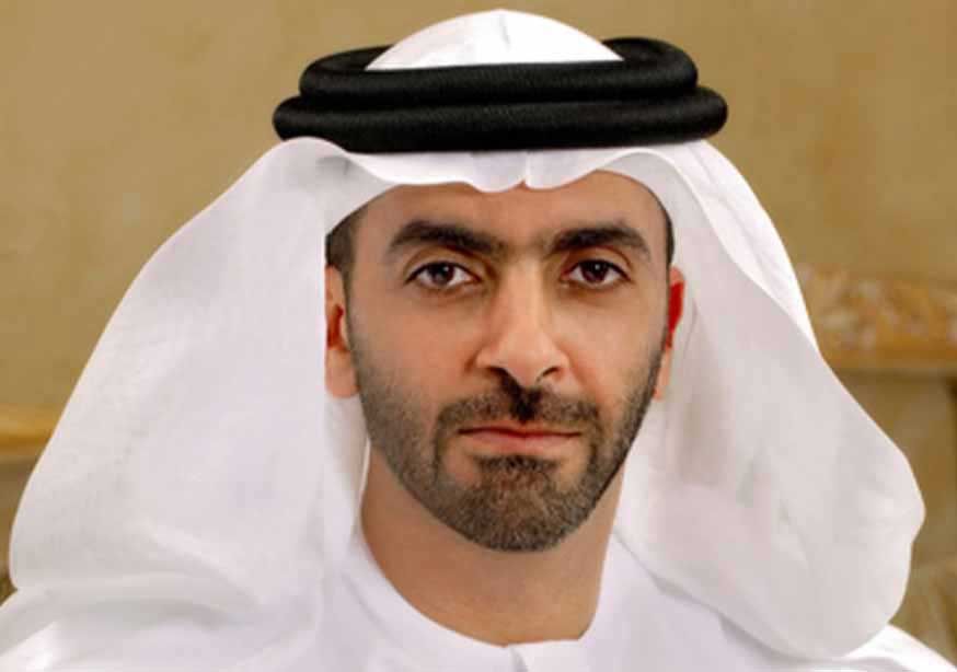 سيف بن زايد يقدم واجب العزاء بوفاة ناصر الشامسي