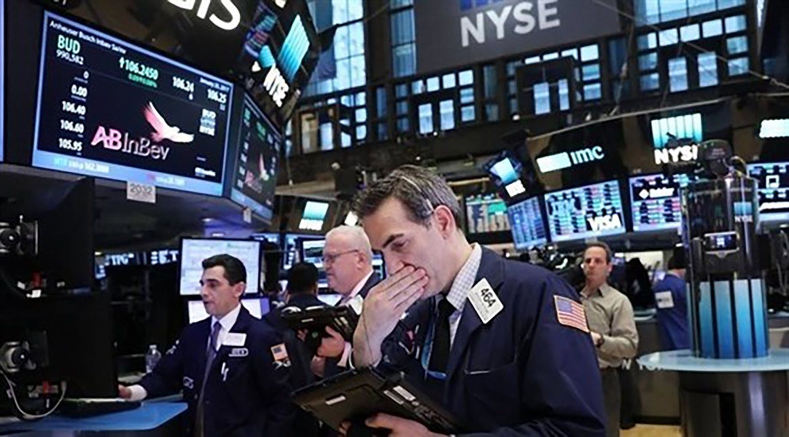 انخفاض الأسهم الأمريكية مع تراجع أسهم التكنولوجيا