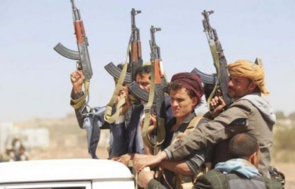 صنعاء.. مليشيا الحوثي تغلق مركزًا لتحفيظ القرآن الكريم بمديرية الصافية