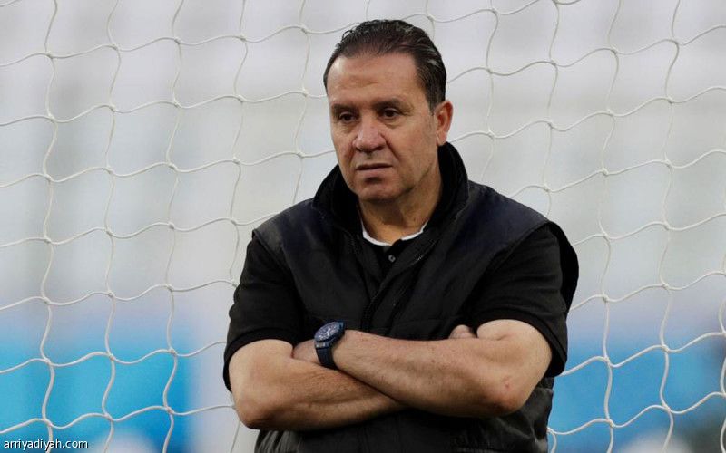 عقب الثلاثية.. معلول يترك الترجي