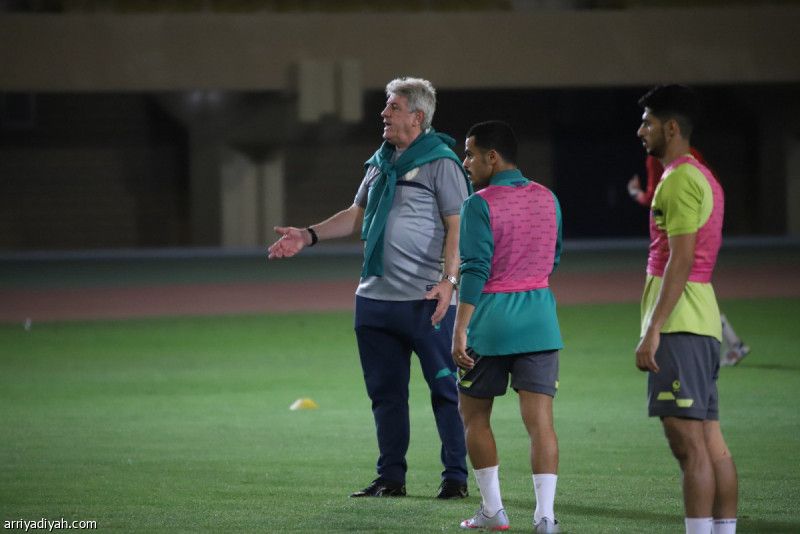 جوكيكا يؤجّل اختيار التشكيلة