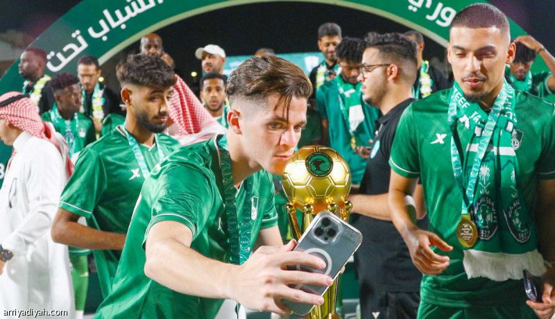 المرة 11.. الأهلي بطل دوري الشباب