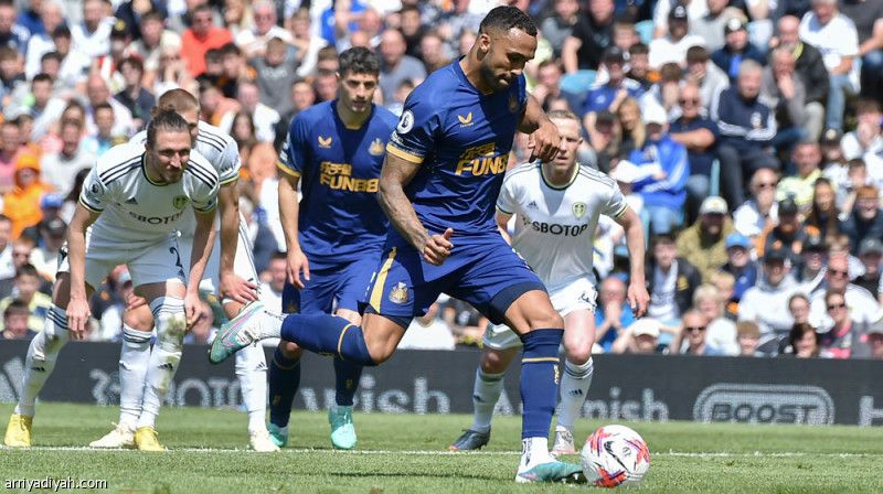 نيوكاسل يتعثر بالتعادل