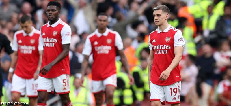 أرسنال يخسر.. ويمهد طريق اللقب أمام سيتي