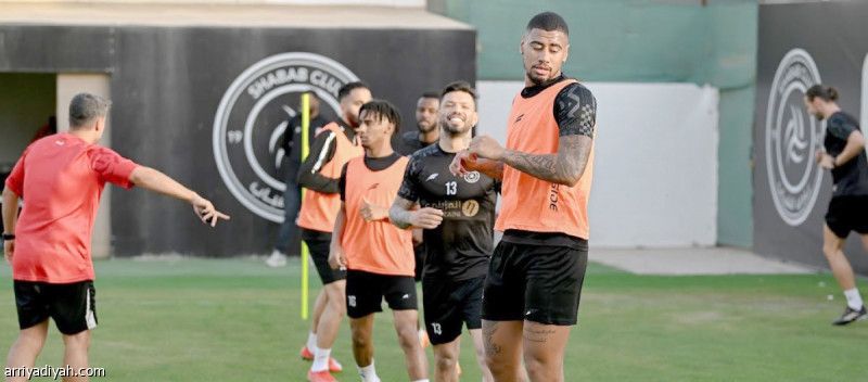 قبل الاتفاق.. مورينو يبعد بوبيندزا