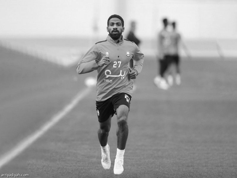 خميس.. مهام متعددة