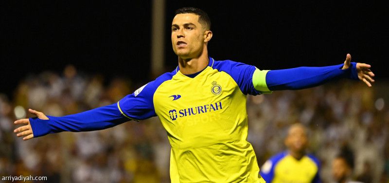 النصر يقبل «هدية» الهلال.. ويلاحق الاتحاد