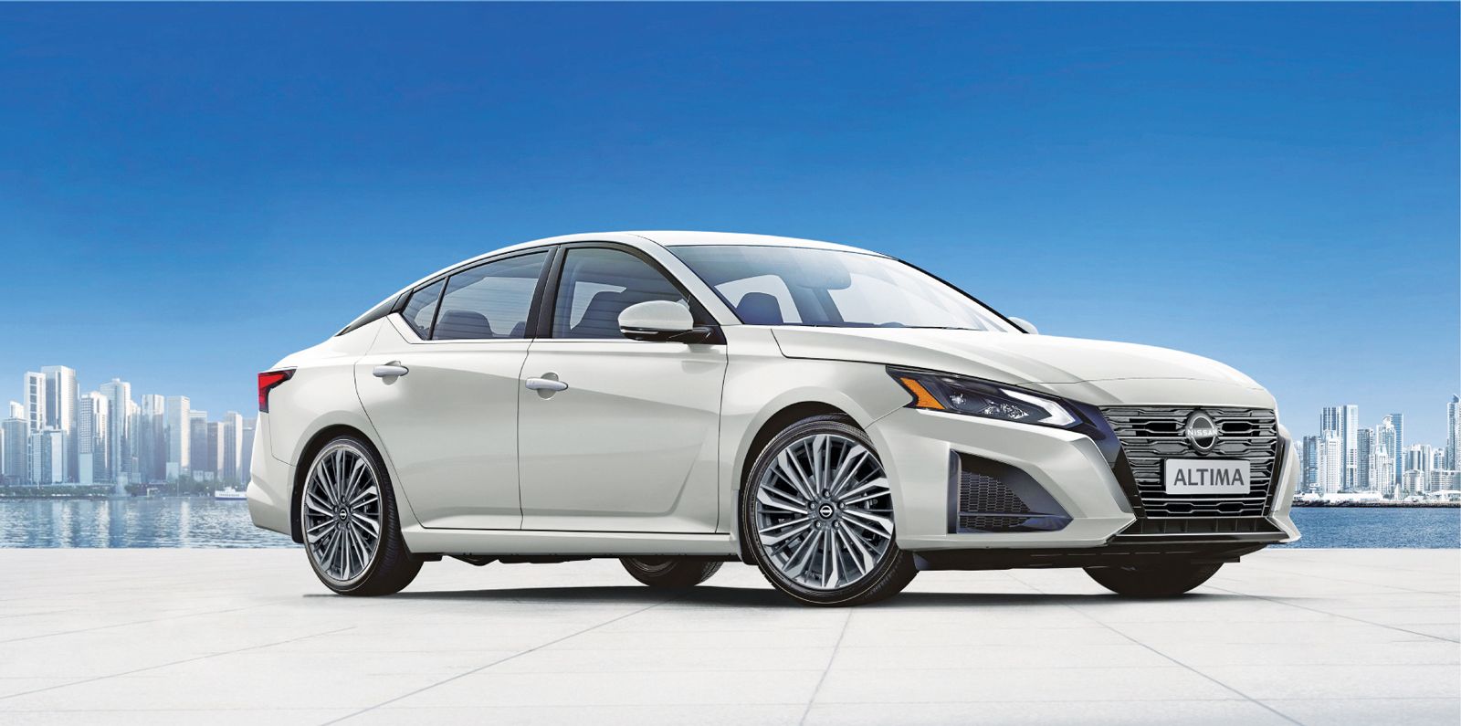 «نيسان ألتيما 2023» في دبي