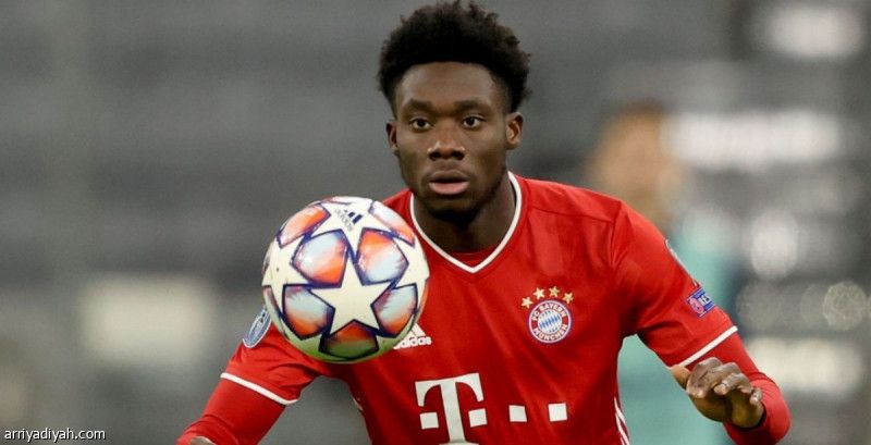 ديفيز يفكر في الرحيل عن بايرن