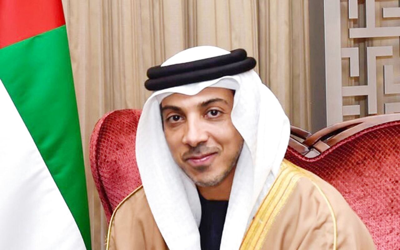 منصور بن زايد: مواصلة الدفع قدماً بالاقتصاد القائم على المعرفة في الإمارات