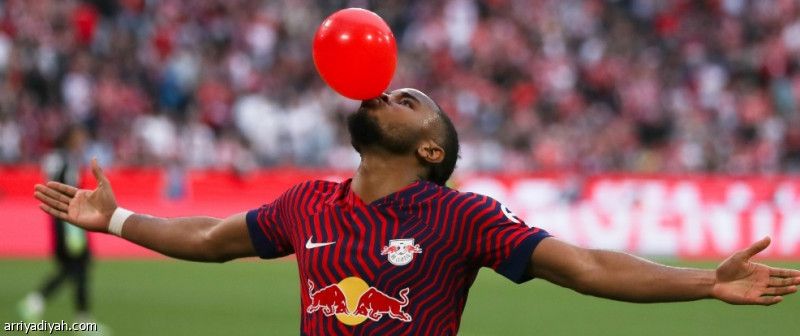 لايبزيج يُسقط بايرن.. وينعش آمال دورتموند