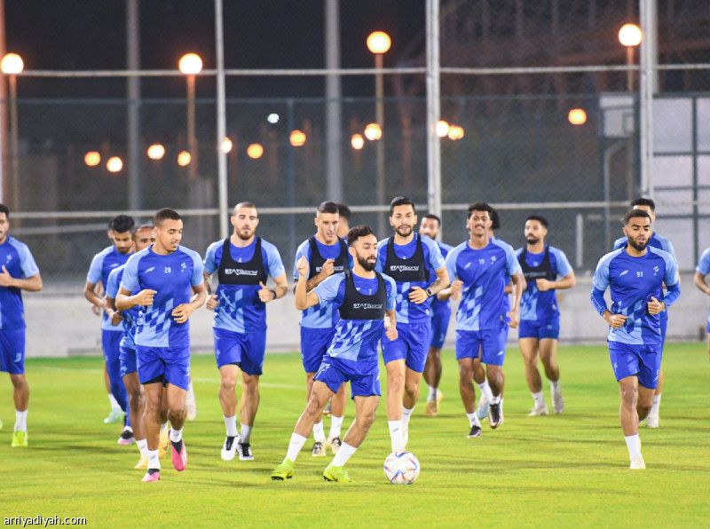 الفتح.. دونيس يرسم تكتيك الاتفاق