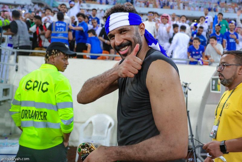 بعد 50 يوما.. الهلال يستعيد العويس