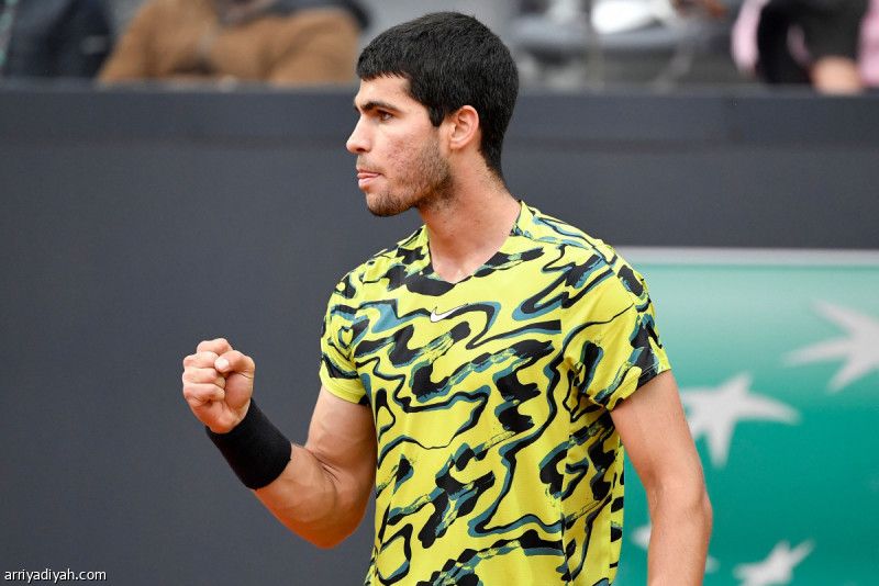 ألكاراس يستعيد الصدارة