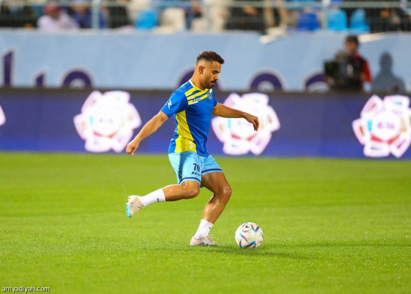 الطائي يضم الشملان والنخلي