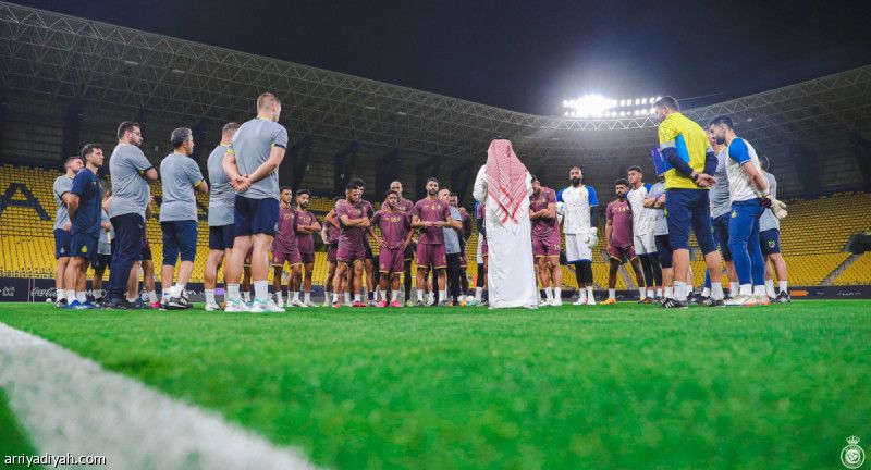 النصر ينهي تحضيرات موقعة الشباب