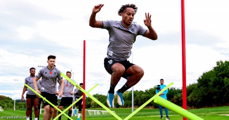 الهلال يضم الشباب في النمسا