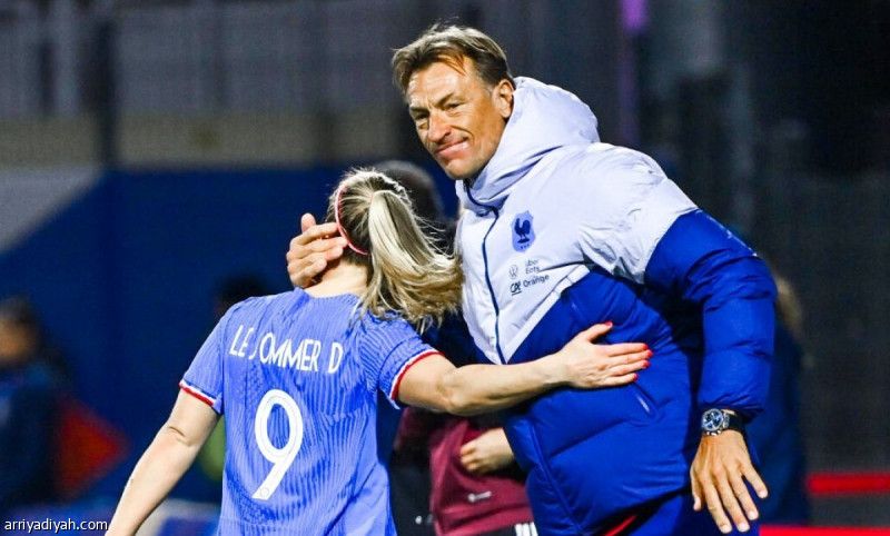 رينارد يتلقى ضربة موجعة قبل مونديال السيدات