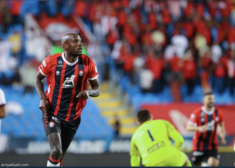 الرائد يستعيد تفاريس