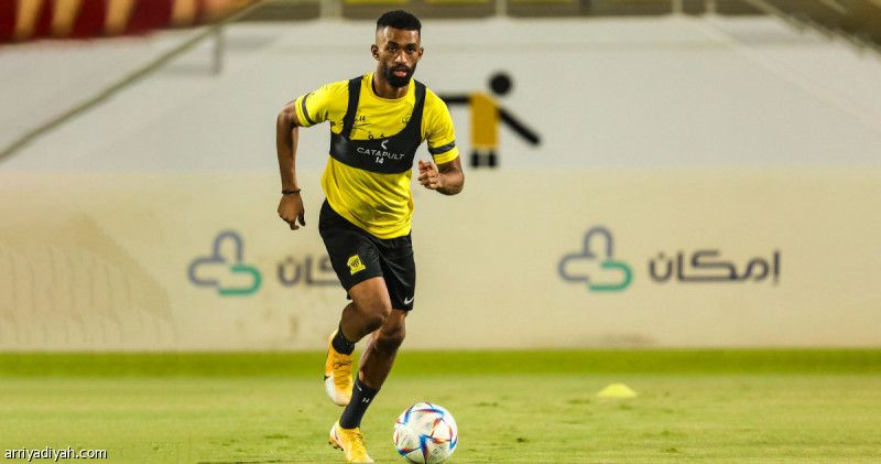 الناشري.. مراقبة وروح قتالية