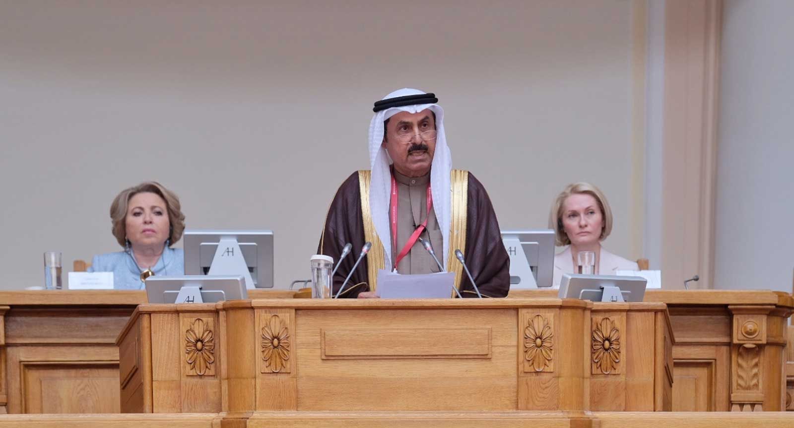 صقر غباش: الإمارات استثمرت 50 مليار دولار في الطاقة المتجددة