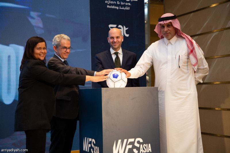 «صناعة كرة القدم العالمية» .. في الرياض بأكثر من 1500 ضيف