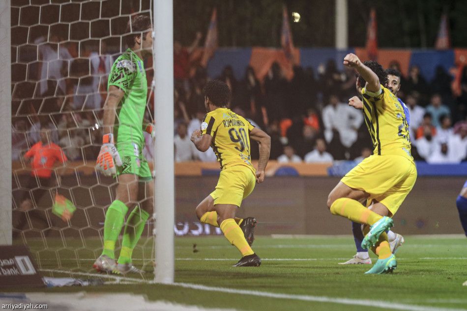 المرة الثانية.. الاتحاد بطل «المحترفين»