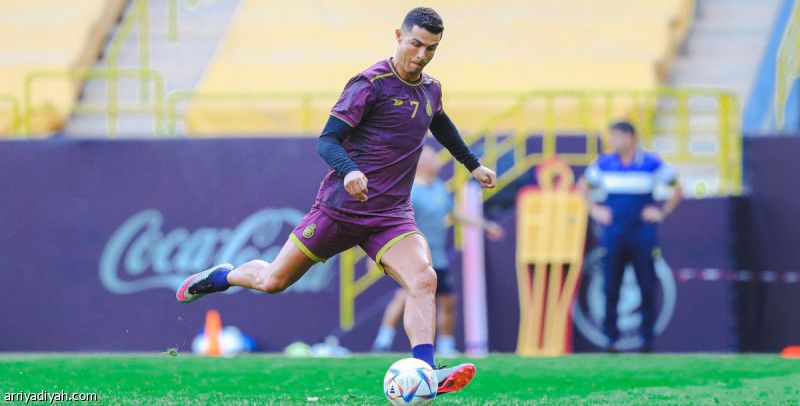 الصليهم وماشاريبوف يدعمان النصر