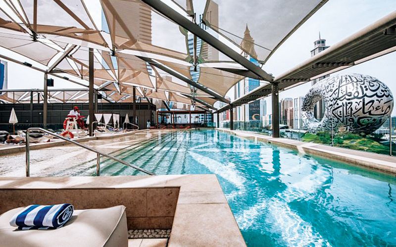 «ذا صن»: دبي «مدينة الذهب»