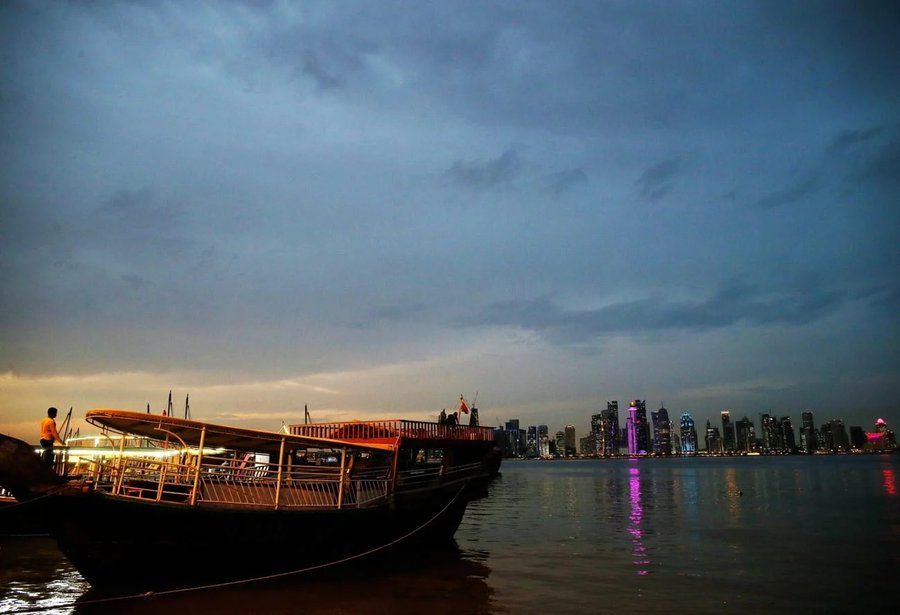 حالة الطقس ودرجة الحرارة المتوفعة الليلة في الدوحة