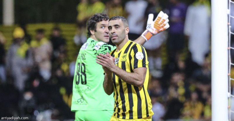 حمدالله.. رابع مغربي يكسب الدوري مع الاتحاد