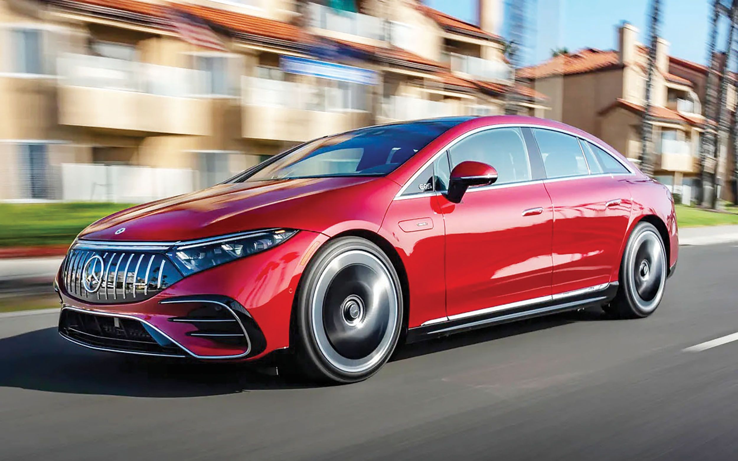 «مرسيدس إي كيو إس 53».. سيارة كهربائية بقوة 761 حصاناً