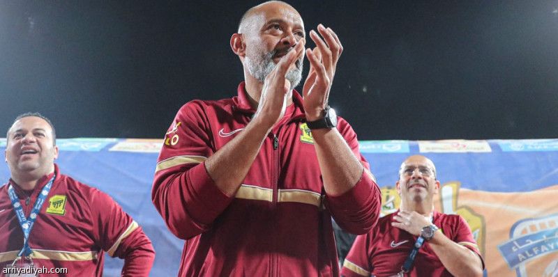 سانتو: حسمنا اللقب بـ«الجماعية»