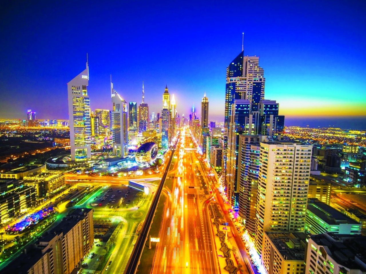 دبي تحطم الأرقام القياسية لأعلى وأطول الفنادق