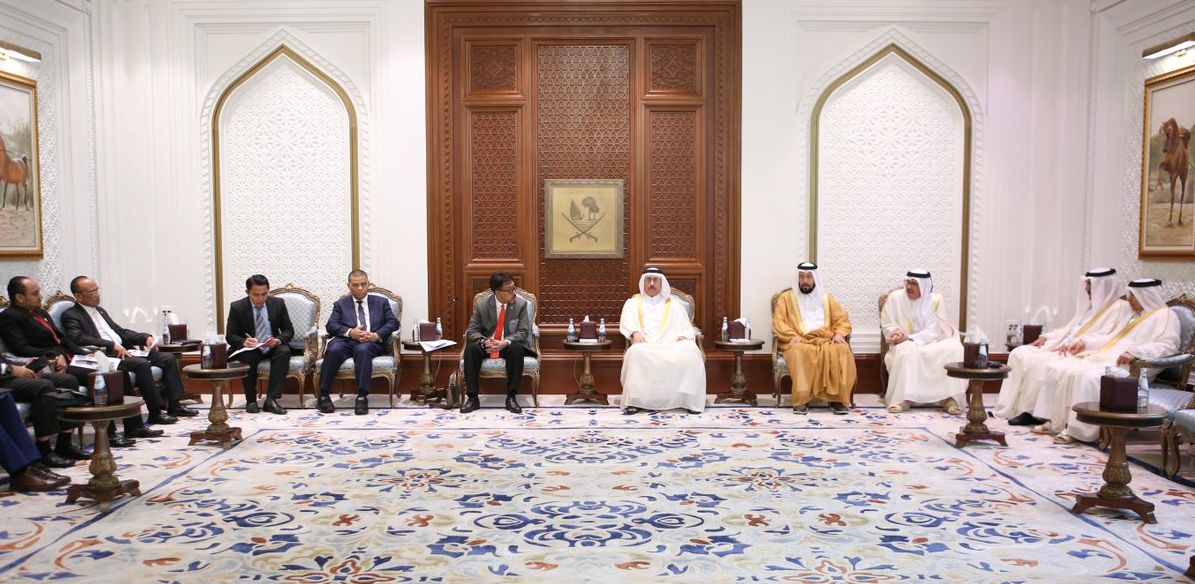 مجموعة الصداقة القطرية الإندونيسية بمجلس الشورى تجتمع مع وفد إندونيسي
