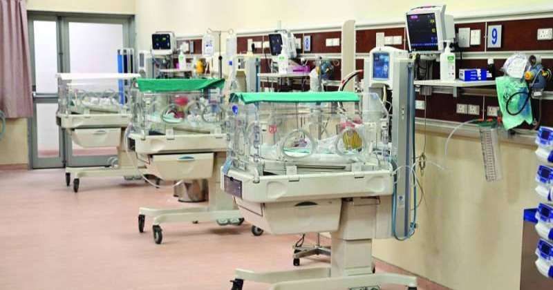 حضانات مستشفى الولادة
