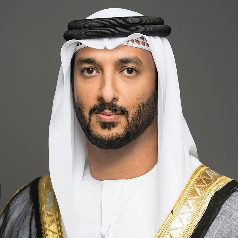 144 ألف شركة صغيرة ومتوسطة جديدة في الإمارات 2022عبدالله بن طوق يؤكد أن مؤسسات الدولة مستمرة في تطوير بيئة الاستثمار