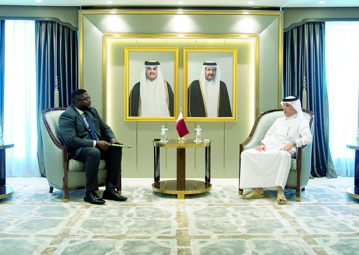 وزير الشؤون الخارجية  يستقبل سفير مالاوي