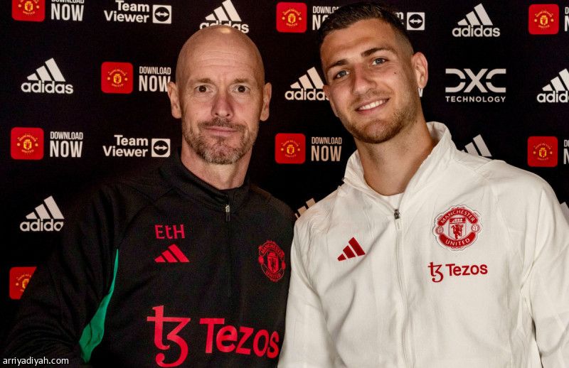 مانشستر يونايتد يمدد عقد دالوت