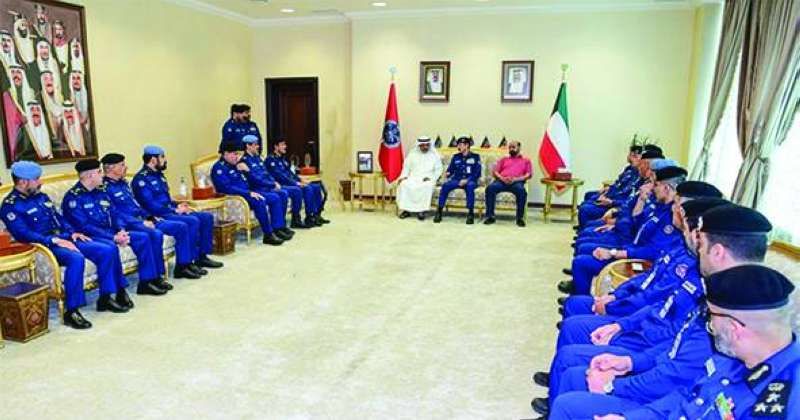 المكراد يكرّم نائبين له بمناسبة تقاعدهما