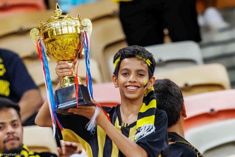 المرة الأولى.. البطل يتوج بثنائية