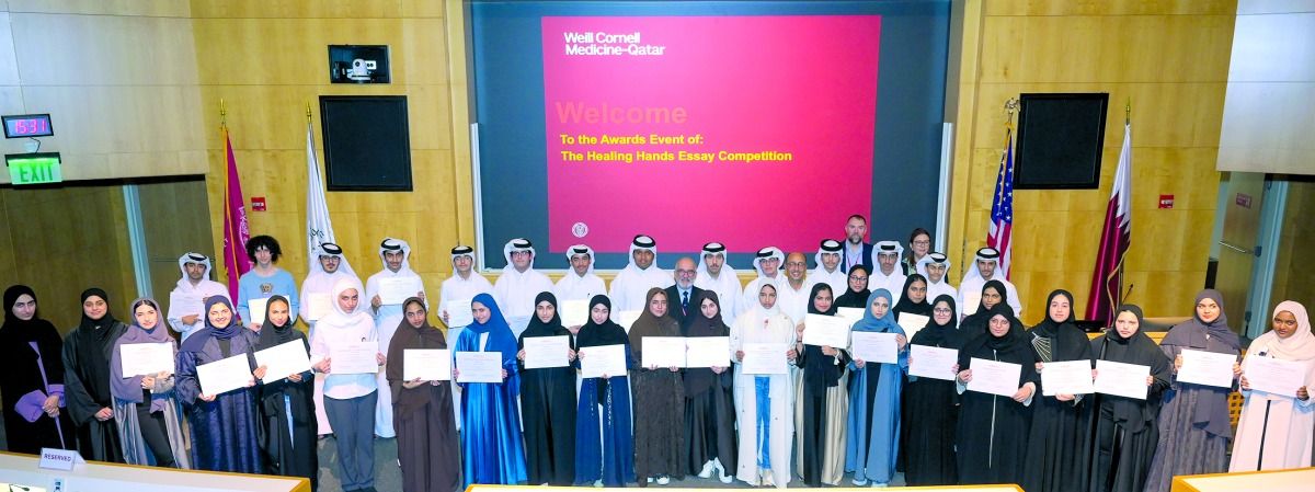 4 طلاب يفوزون بـ «الأيدي الشافية»