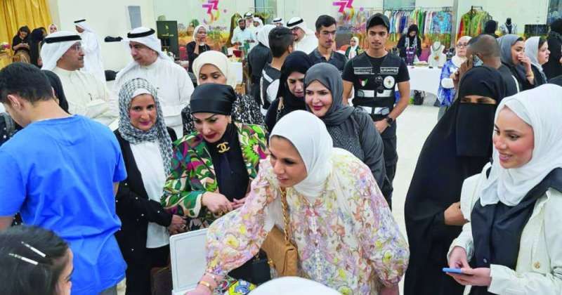 البغلي تفتتح «دكاكين» للأسر المنتجة في «السلام»