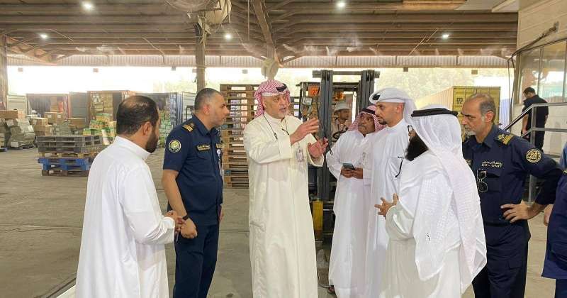 مدير الجمارك زار ميناء الشويخ واستمع إلى شكاوى الموظفين واحتياجاتهم