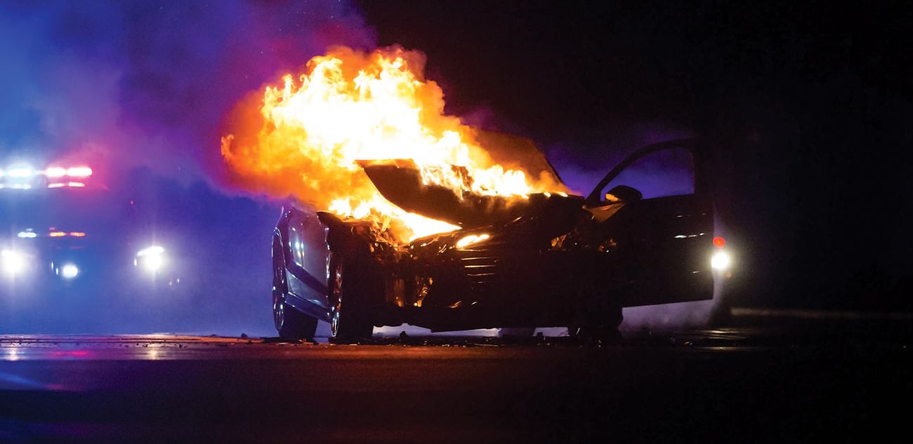 احتراق المركبات أثناء القيادة إهمال الصيانة وهوس «الإضافات» يزيدان المخاطر