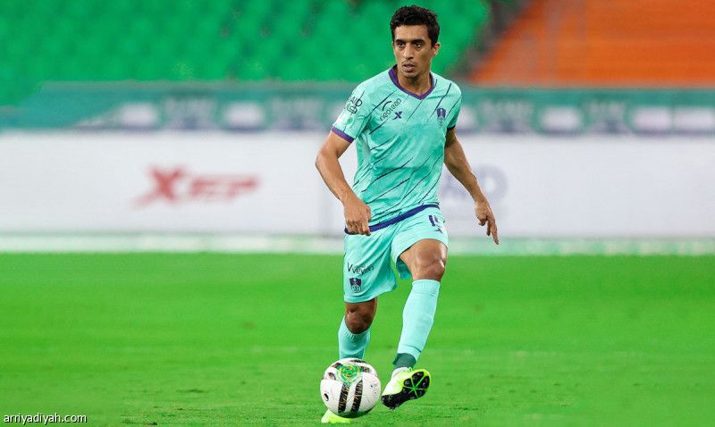 خاطب «الاحتراف».. الأهلي يبقي الزبيدي