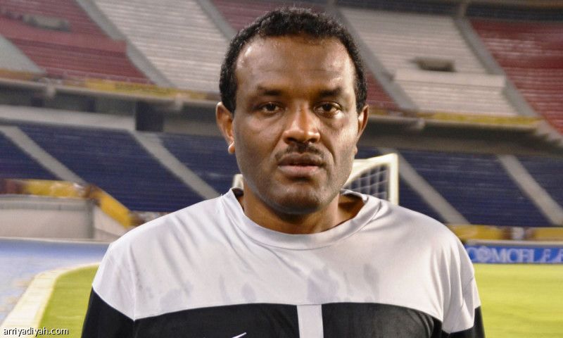 زايد: تجاهلوا التاريخيين.. وحضرت بلا دعوة