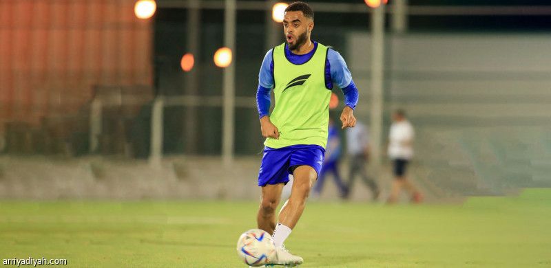 الفتح يبعد دينجومي